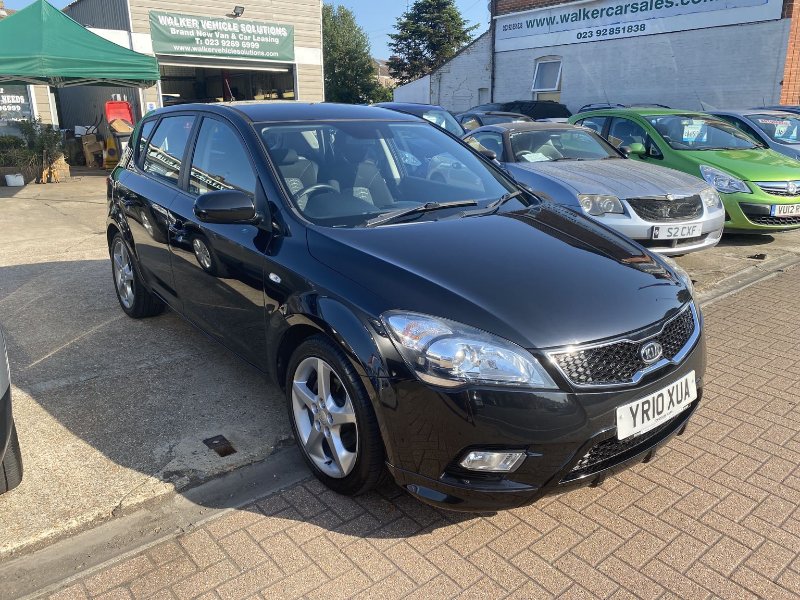 Used 2010 Kia Ceed 1.6 CRDi 3 5dr Auto for sale in