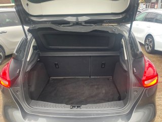 /photos/3736/684d5542-d692-7624-6cea-b6a87279dccc_i320x240.jpg