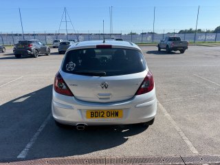 /photos/3736/d185daf1-7888-6c65-9341-2f6ea666474a_i320x240.jpg