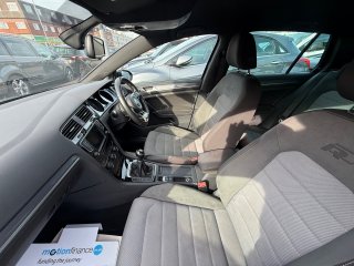 /photos/3736/d5e94f35-b1ee-cbb4-fe65-c7519e9be6d3_i320x240.jpg